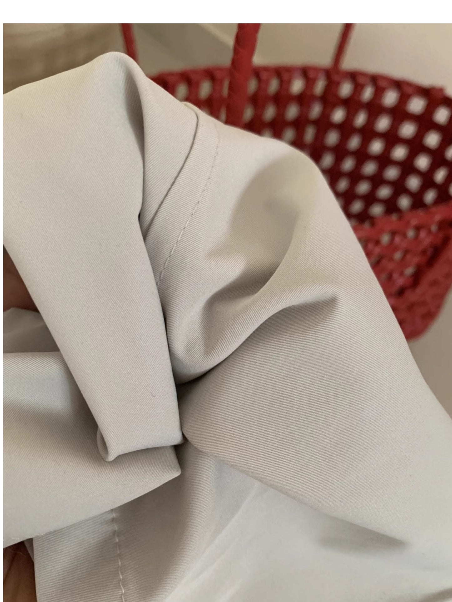 Pantalones sueltos de mujer, corte curvado, cintura alta y pierna recta