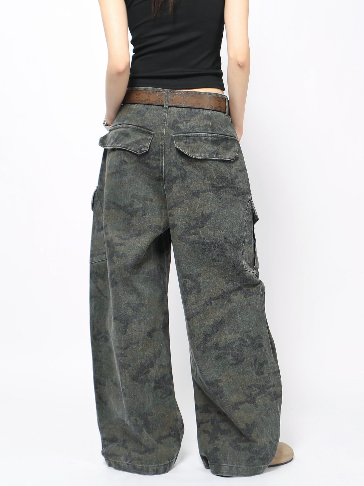 Pantalones unisex con diseño exclusivo, camuflaje y corte estilo harén