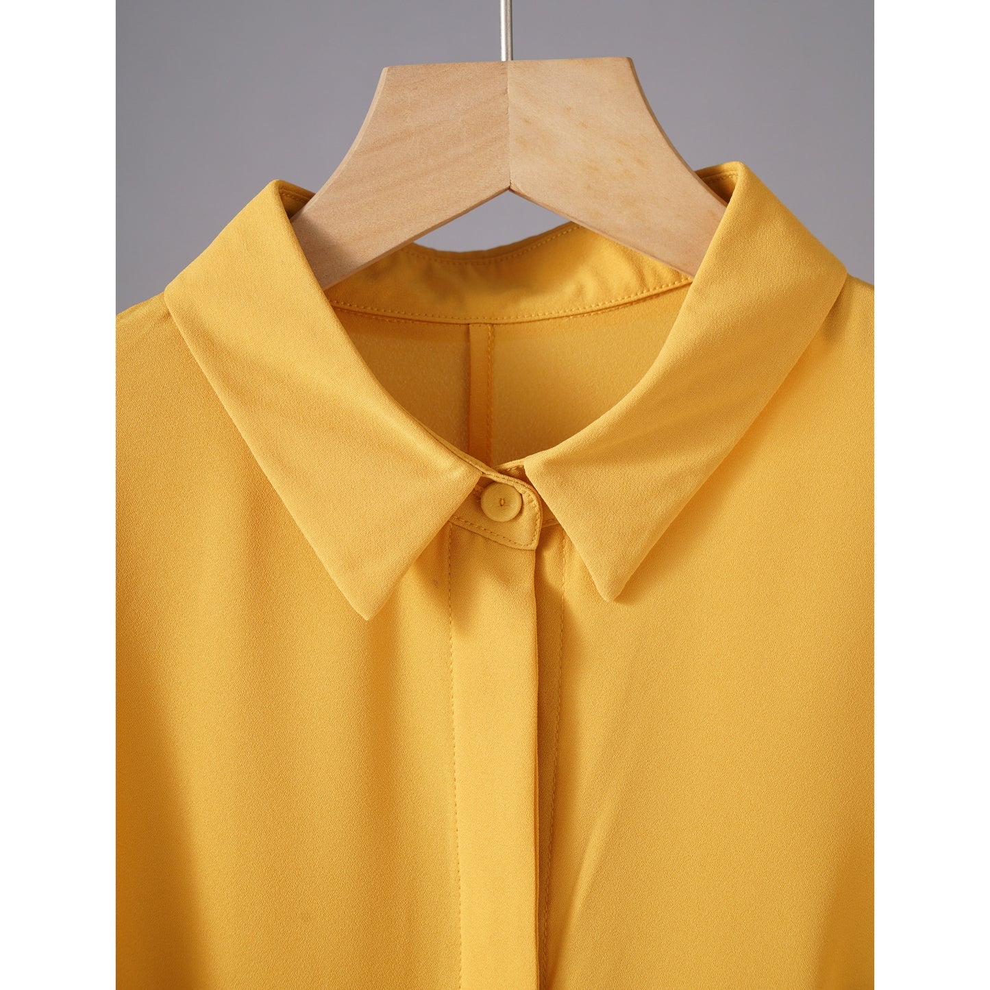 Blusa larga para mujer, color sólido, cuello clásico y tejido fino