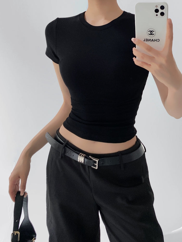 Top corto negro de verano para mujer, ajustado y con diseño moderno