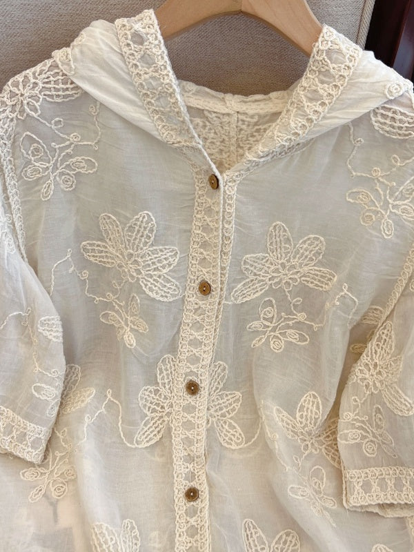 Chaqueta corta con capucha y encaje bordado, manga corta y estilo ligero